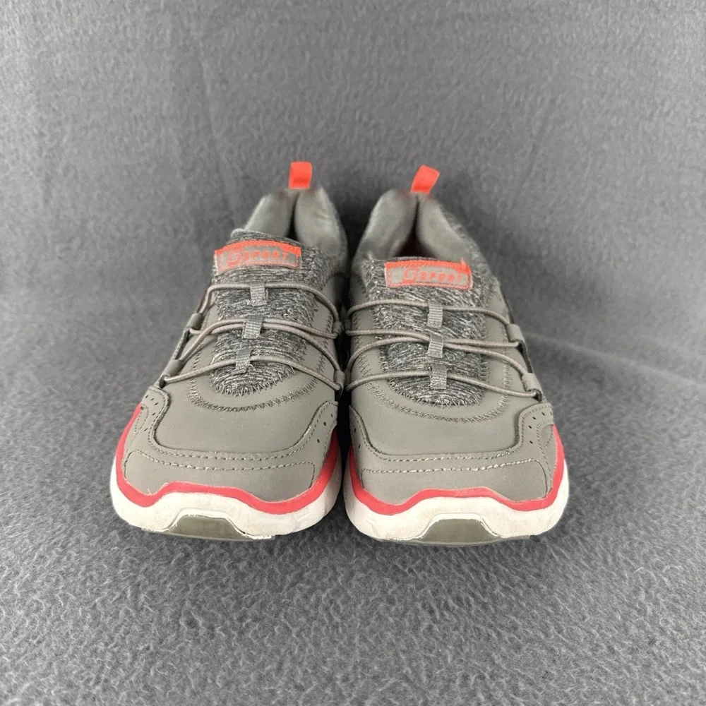 Skechers product pair